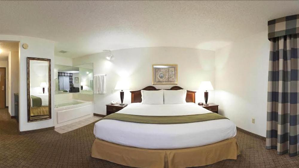 Holiday Inn Express & Suites Alliance By Ihg Экстерьер фото