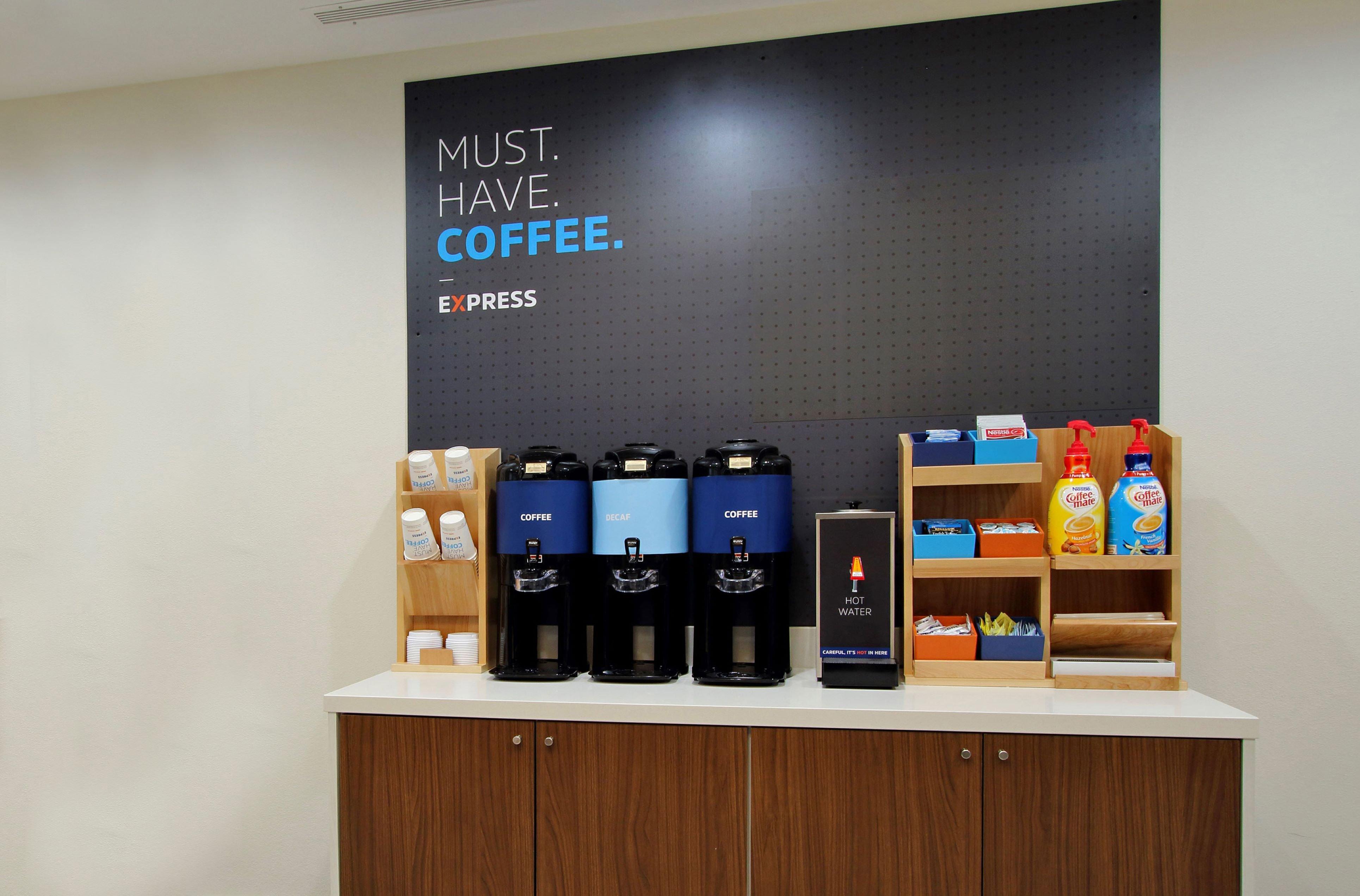 Holiday Inn Express & Suites Alliance By Ihg Экстерьер фото