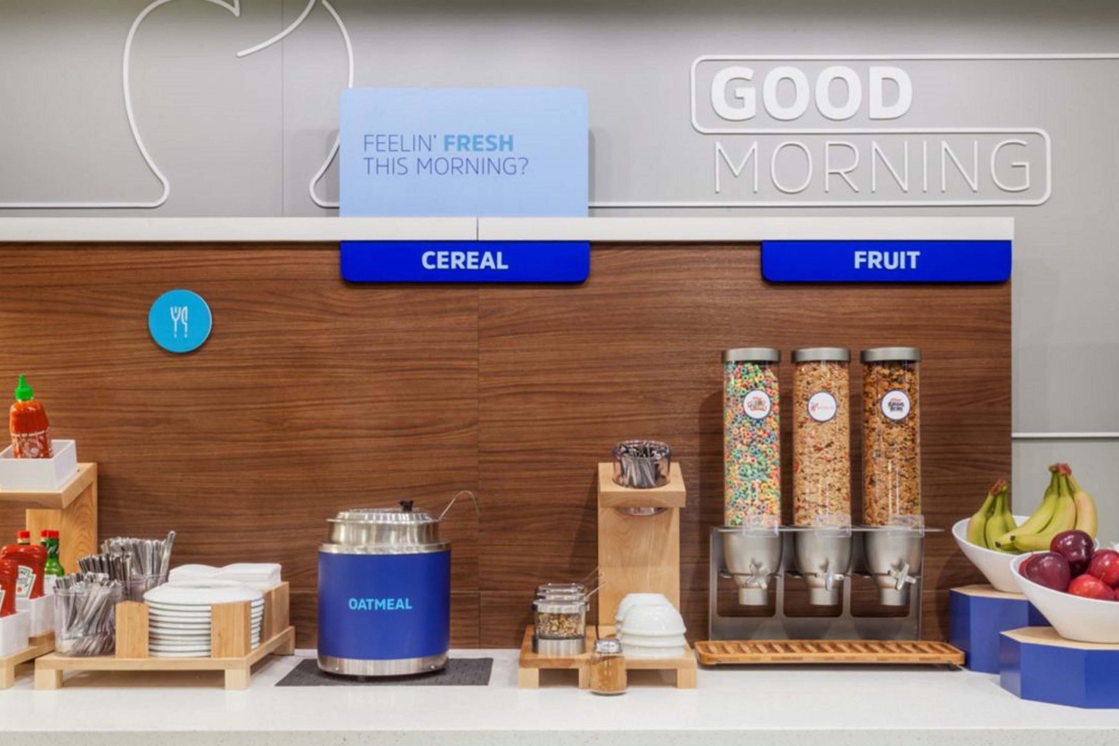 Holiday Inn Express & Suites Alliance By Ihg Экстерьер фото
