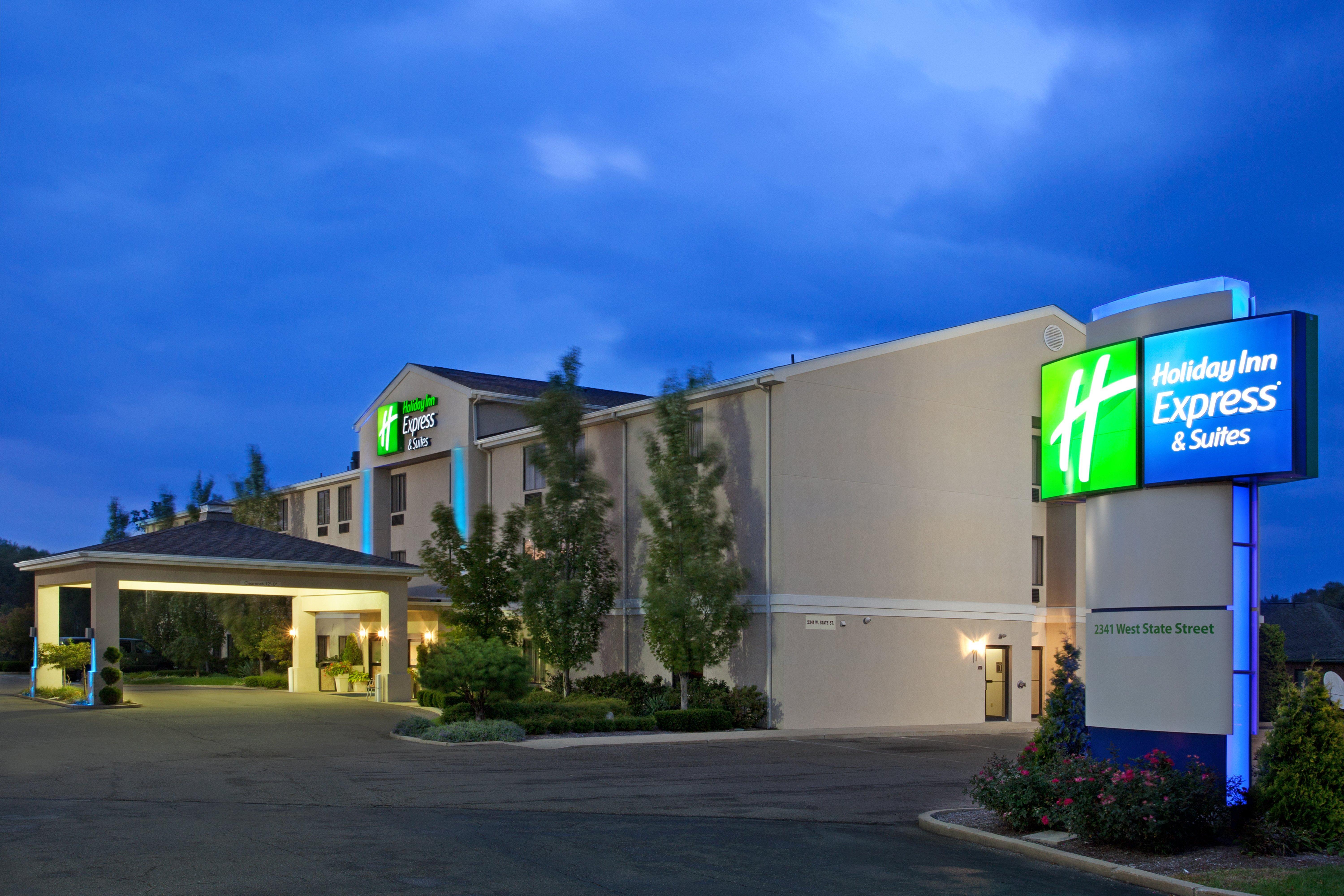 Holiday Inn Express & Suites Alliance By Ihg Экстерьер фото