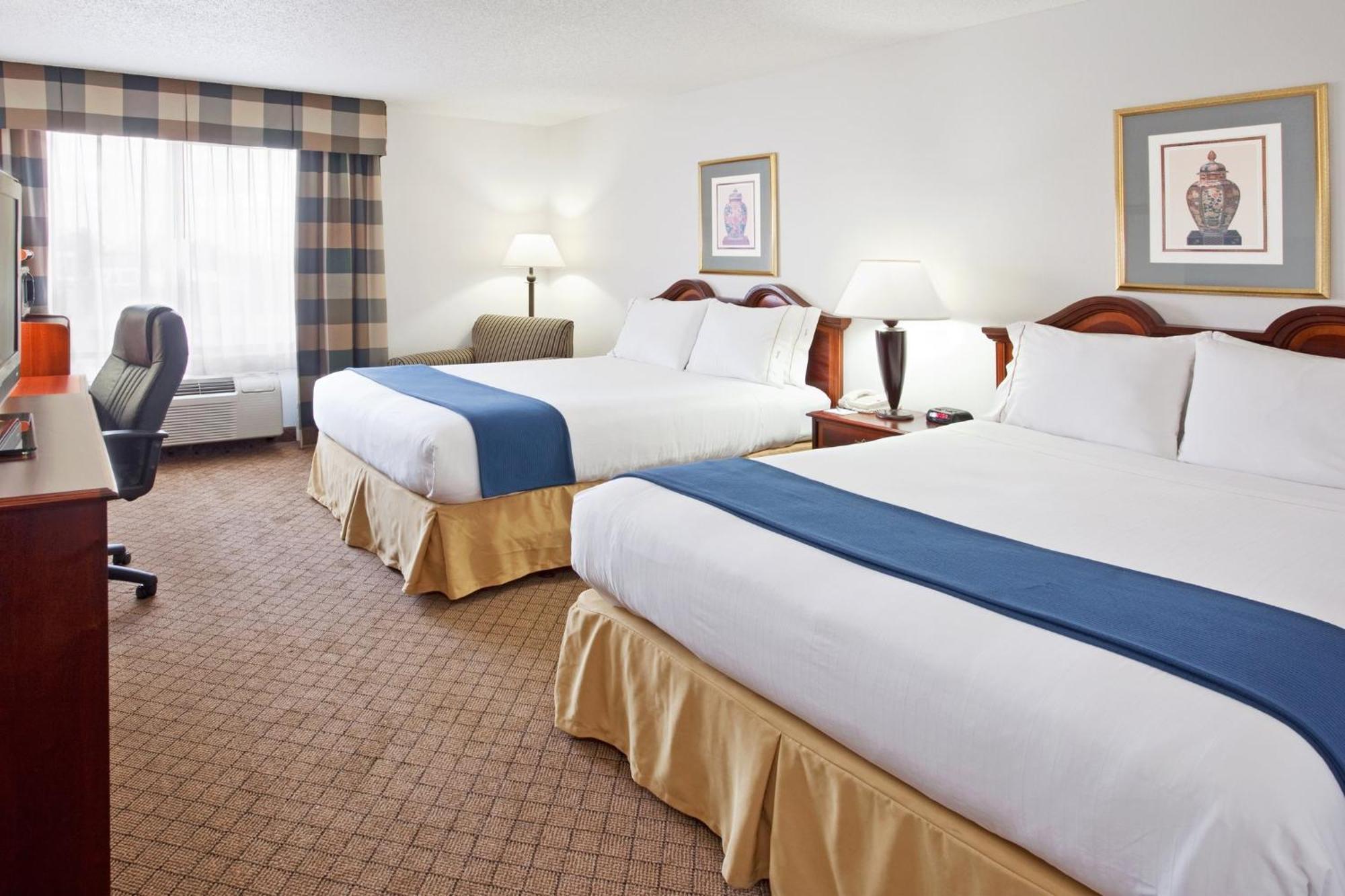 Holiday Inn Express & Suites Alliance By Ihg Экстерьер фото